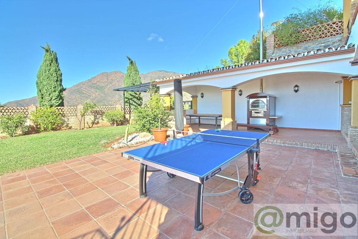 Venta de villa en Estepona