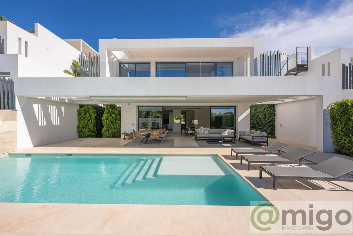 For sale of villa in Marbella