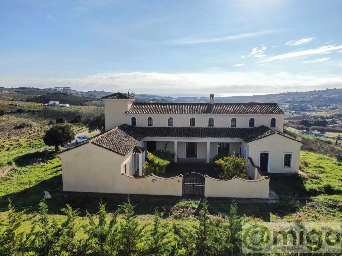 Venta de villa en Casares