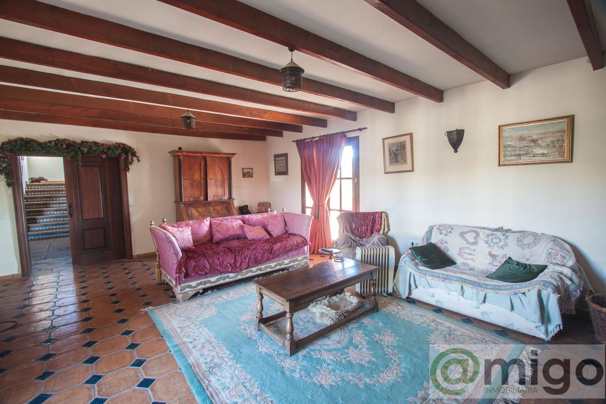 Venta de villa en Casares