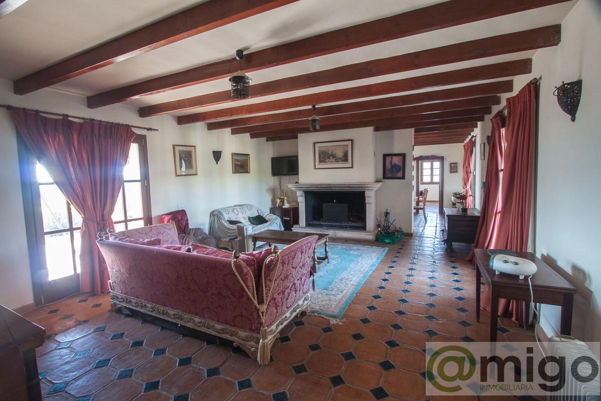 Venta de villa en Casares