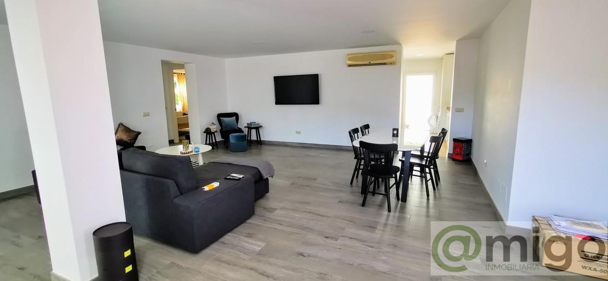 For sale of commercial in Marbella