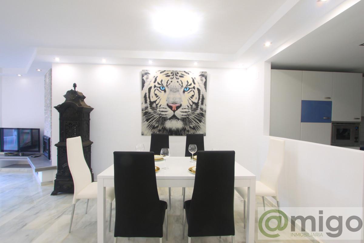 For sale of penthouse in Marbella