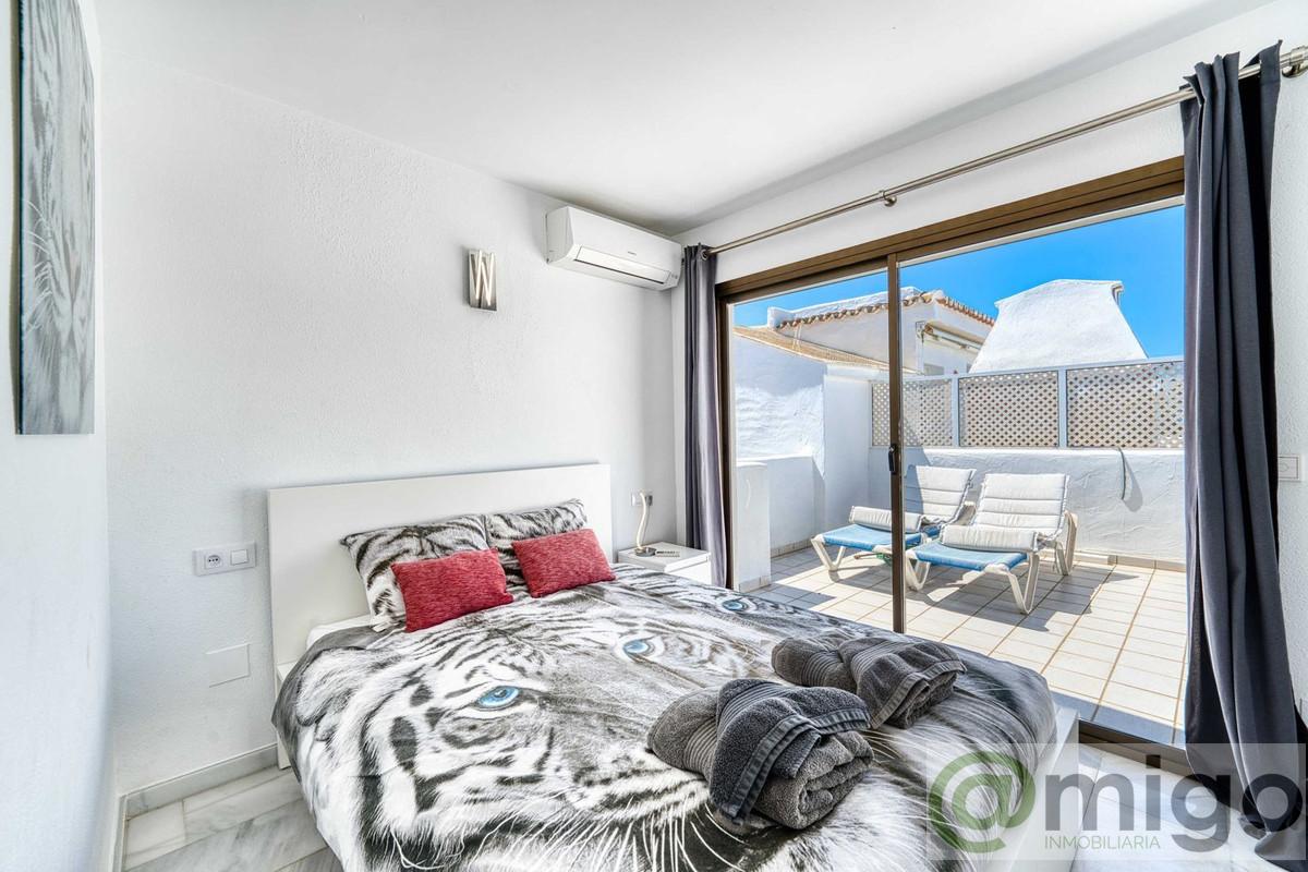 For sale of penthouse in Marbella