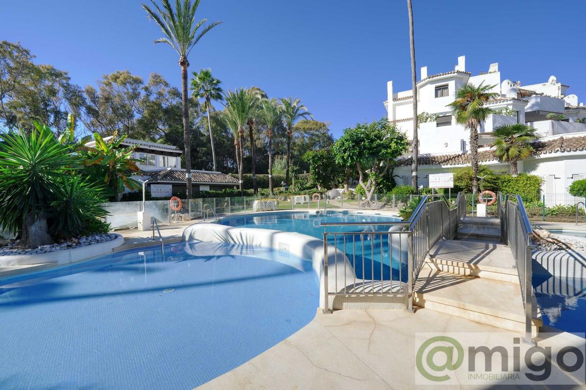 For sale of penthouse in Marbella