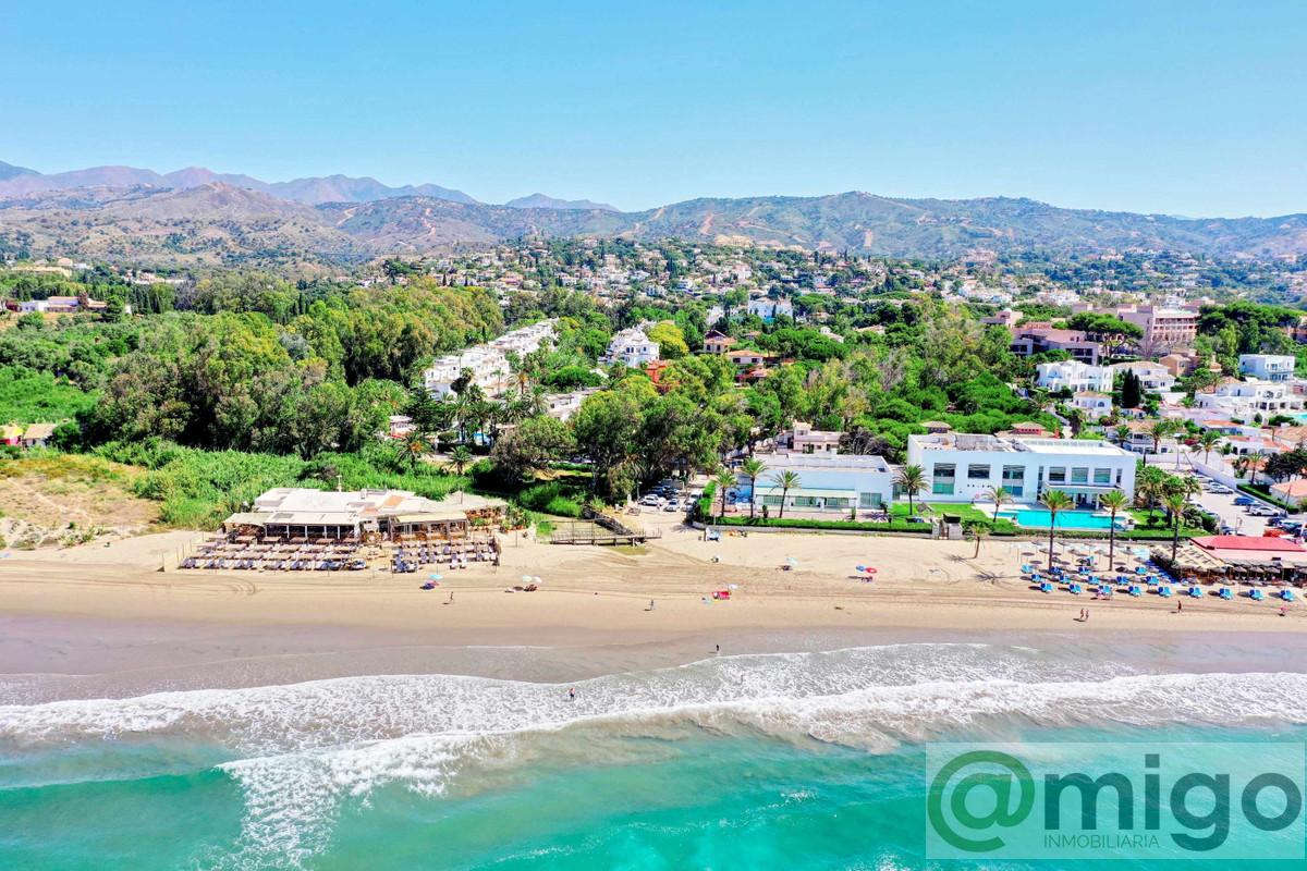 For sale of penthouse in Marbella