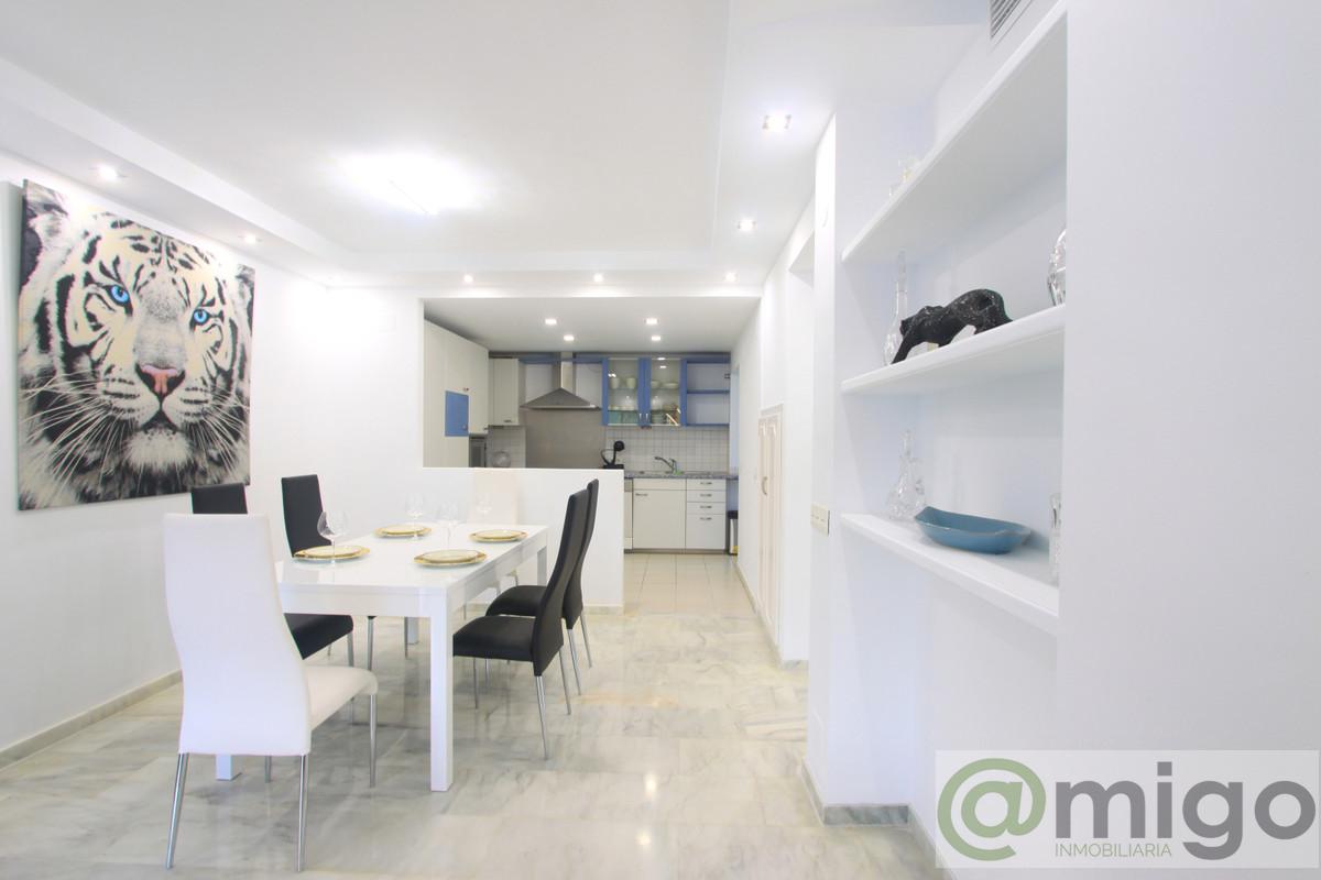 For sale of penthouse in Marbella