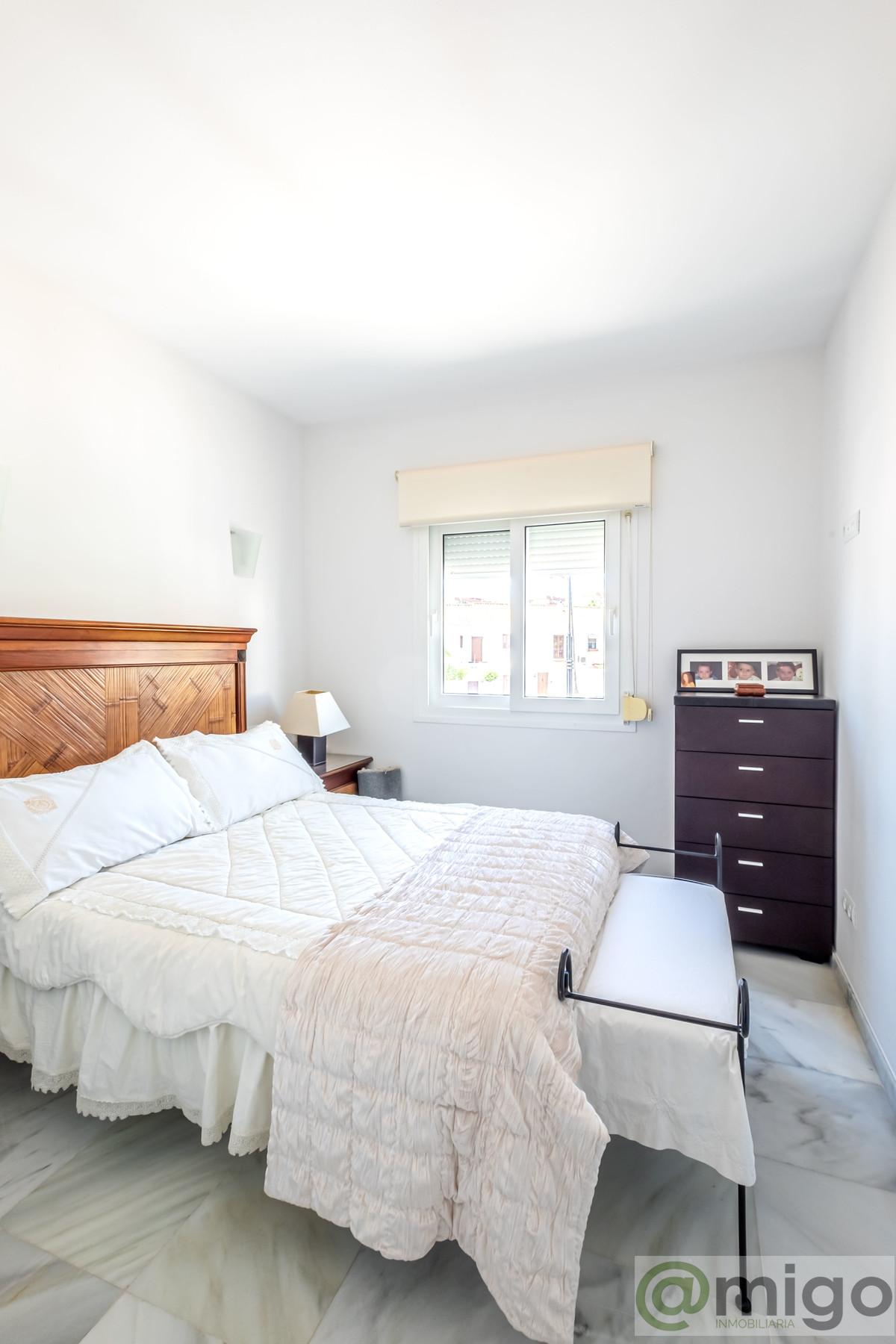 For sale of villa in Fuengirola