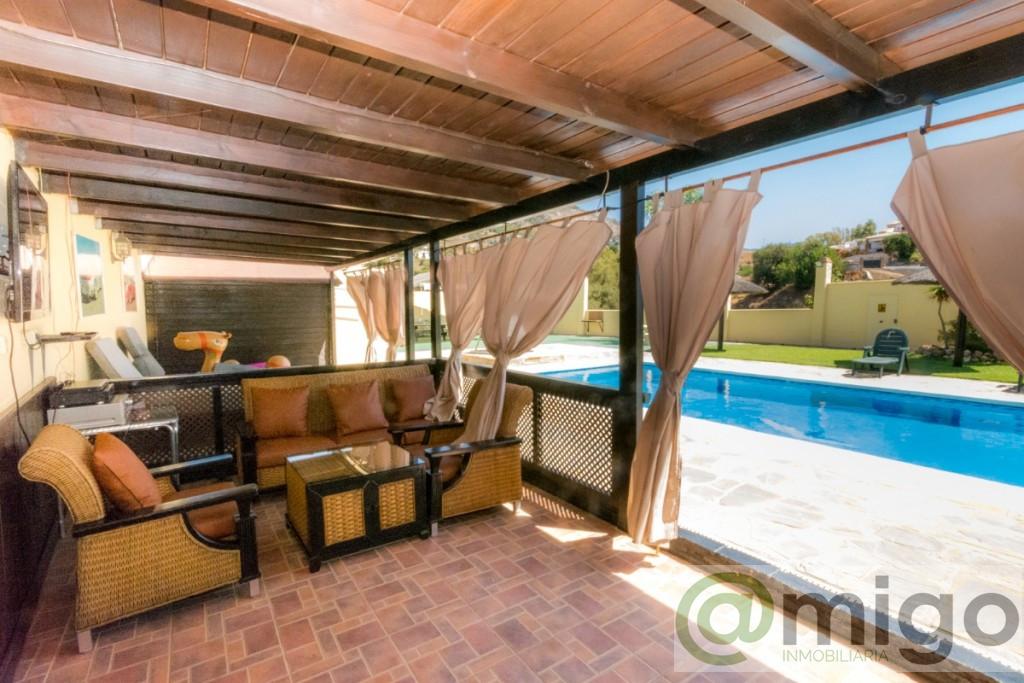 For sale of villa in Mijas Costa
