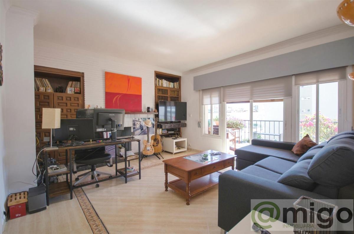 For sale of apartment in Marbella