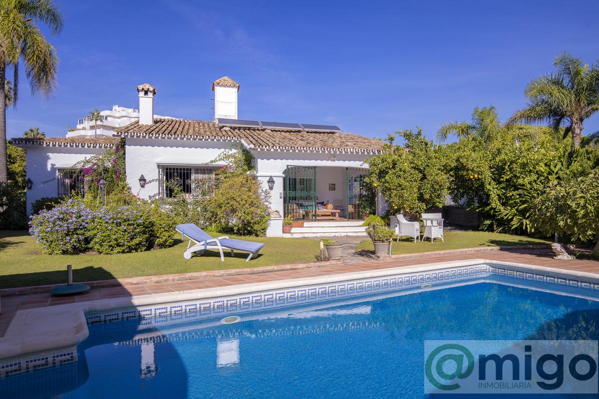 For sale of villa in Marbella