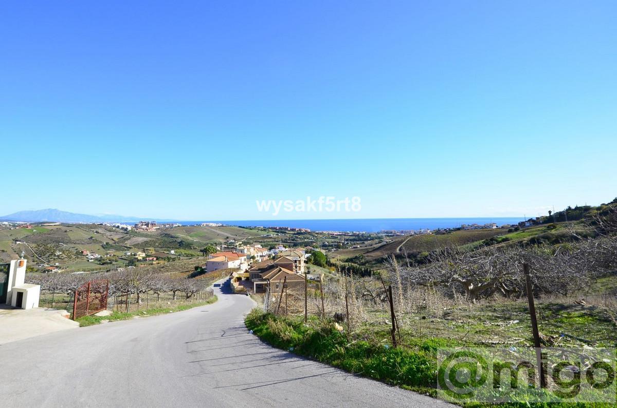 Venta de local en Manilva