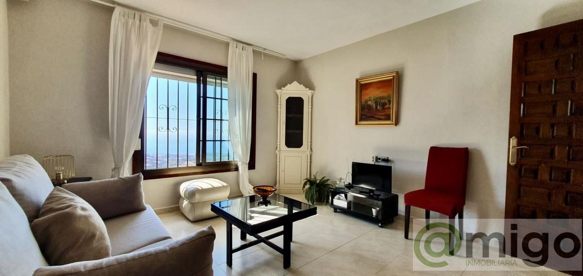 For sale of villa in Mijas