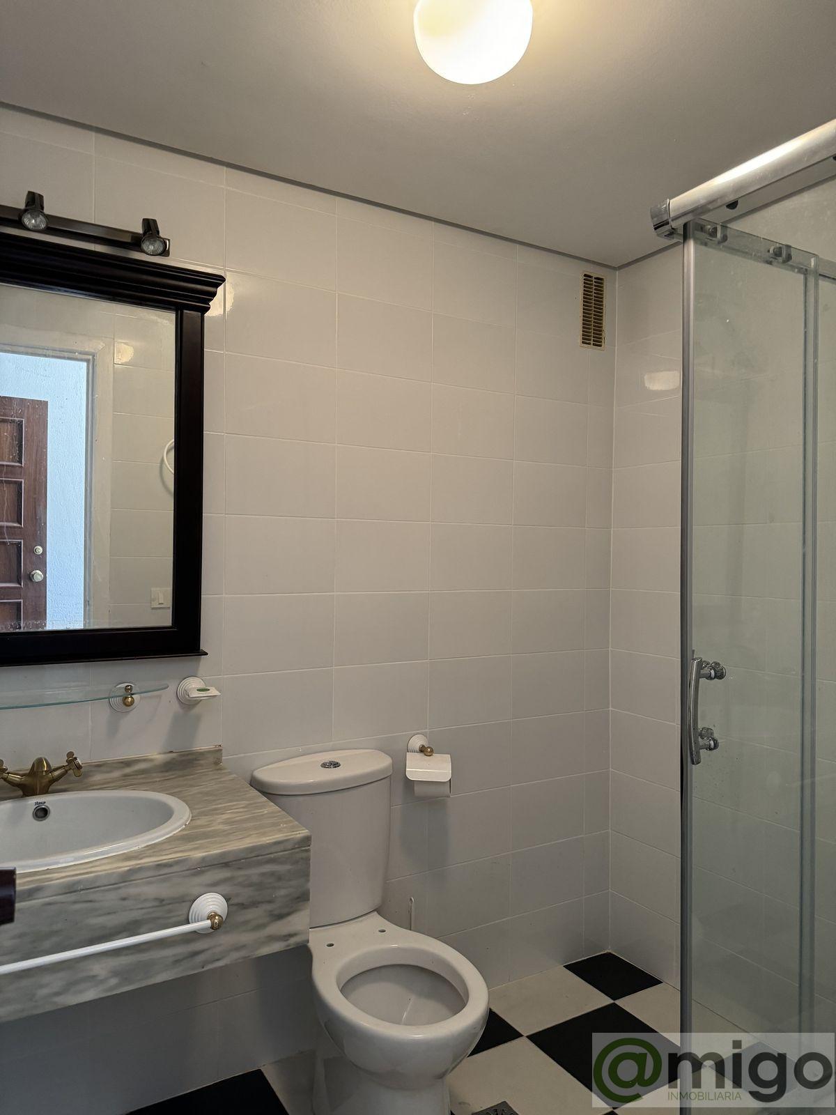 Venta de estudio en La Duquesa