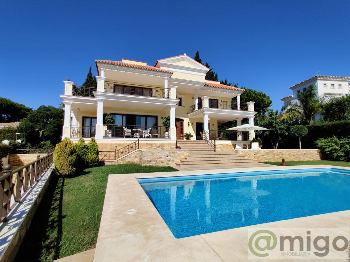 For sale of villa in Marbella