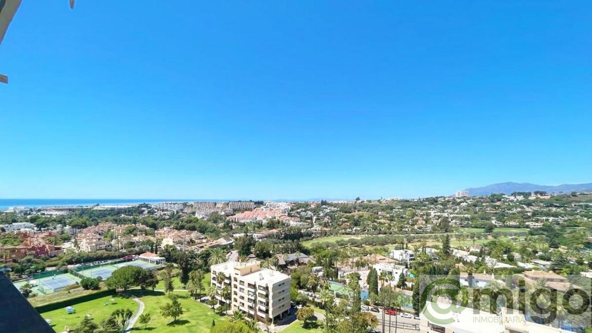 Venta de Ático en Aloha