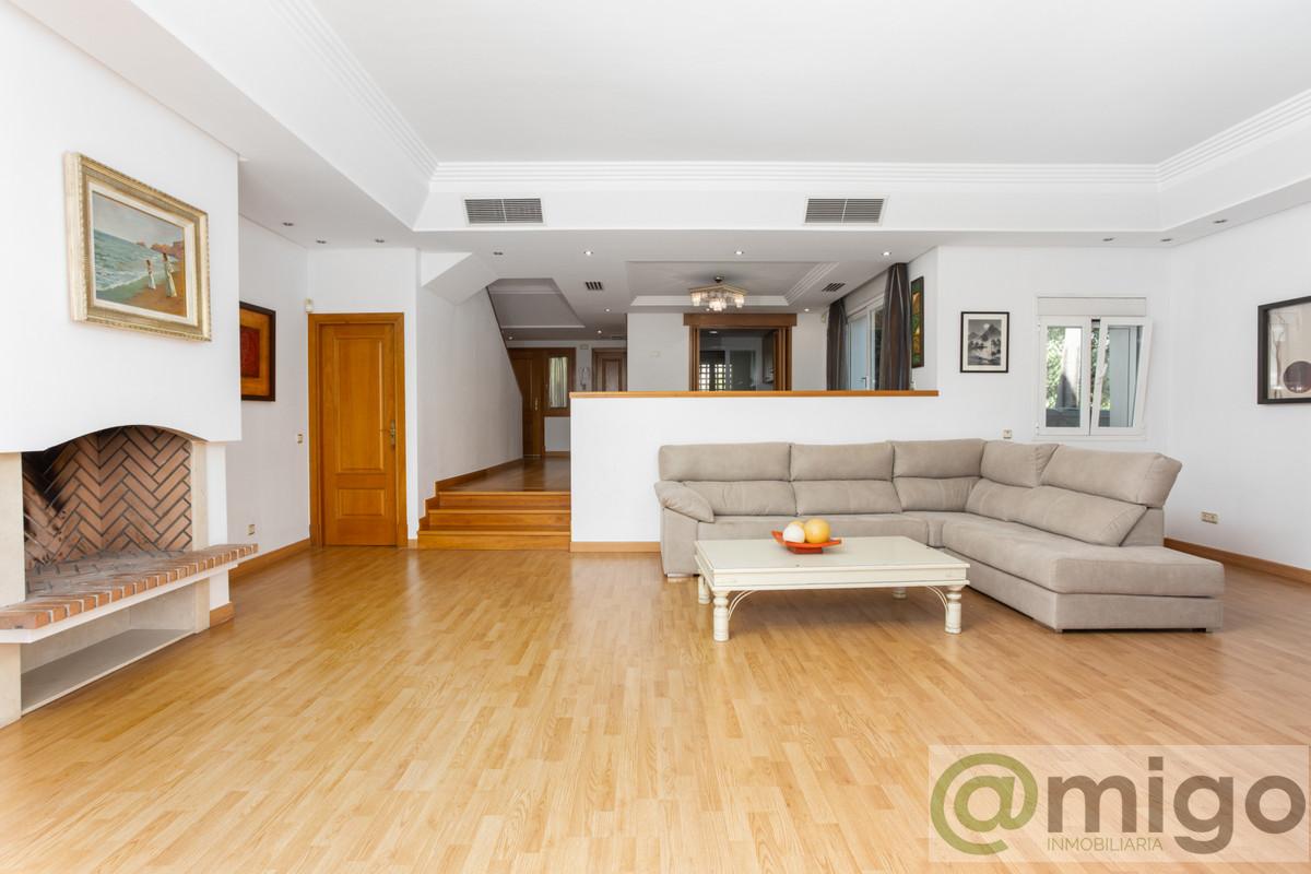 Venta de villa en Estepona