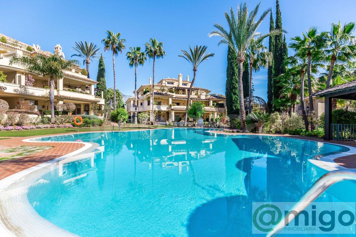 For sale of apartment in Marbella