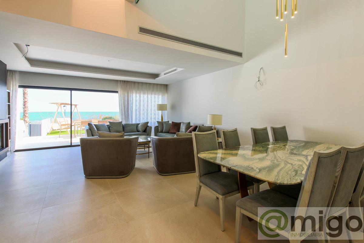 Venta de villa en Estepona