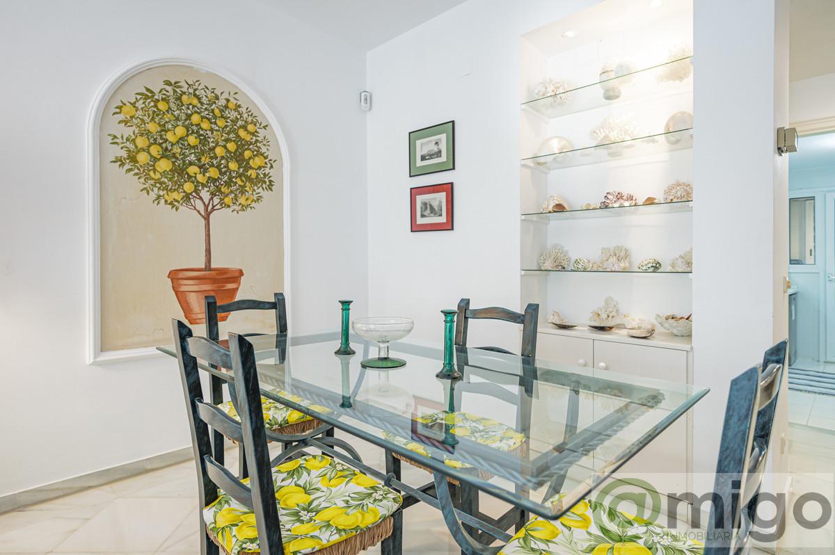 For sale of apartment in Marbella