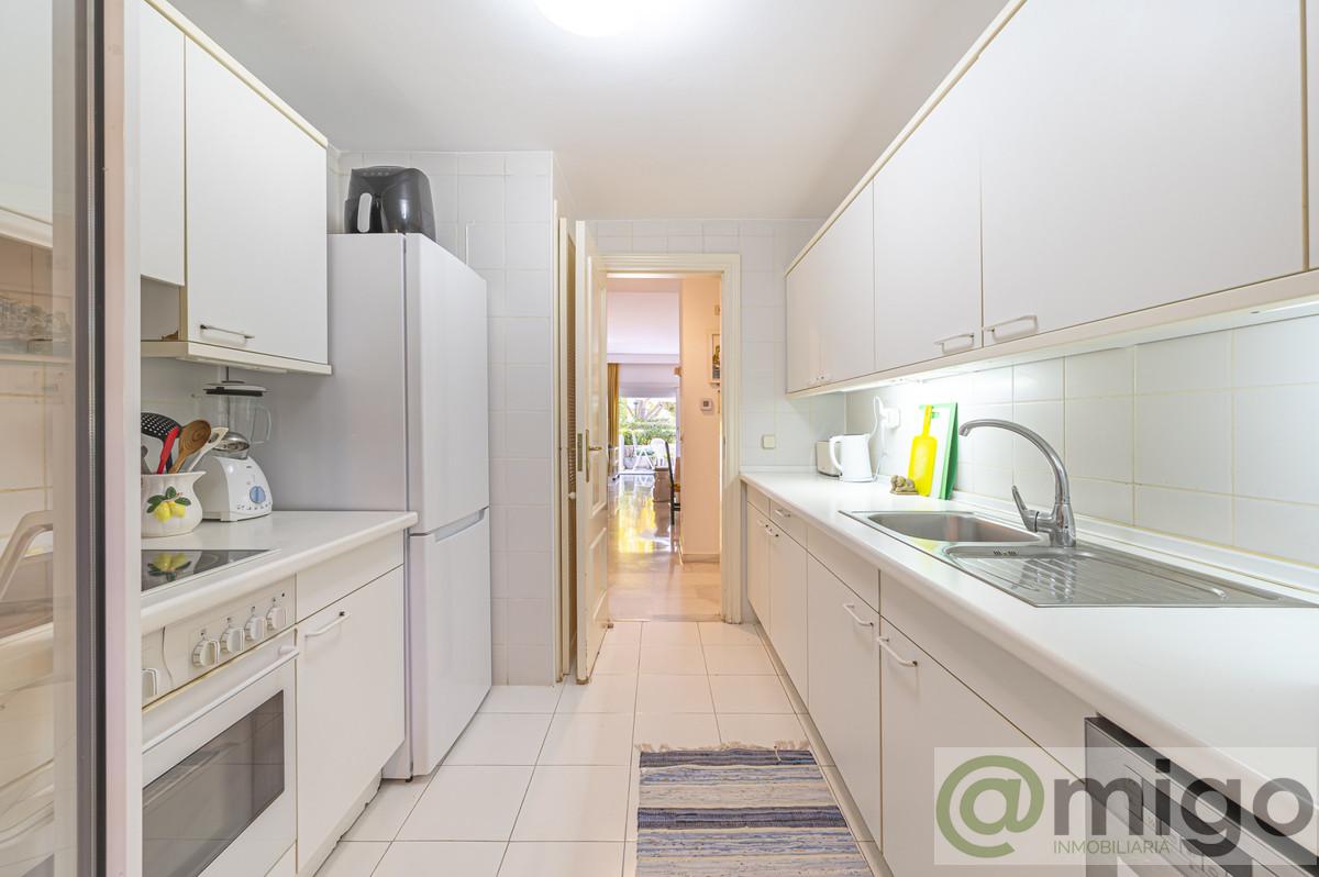 For sale of apartment in Marbella