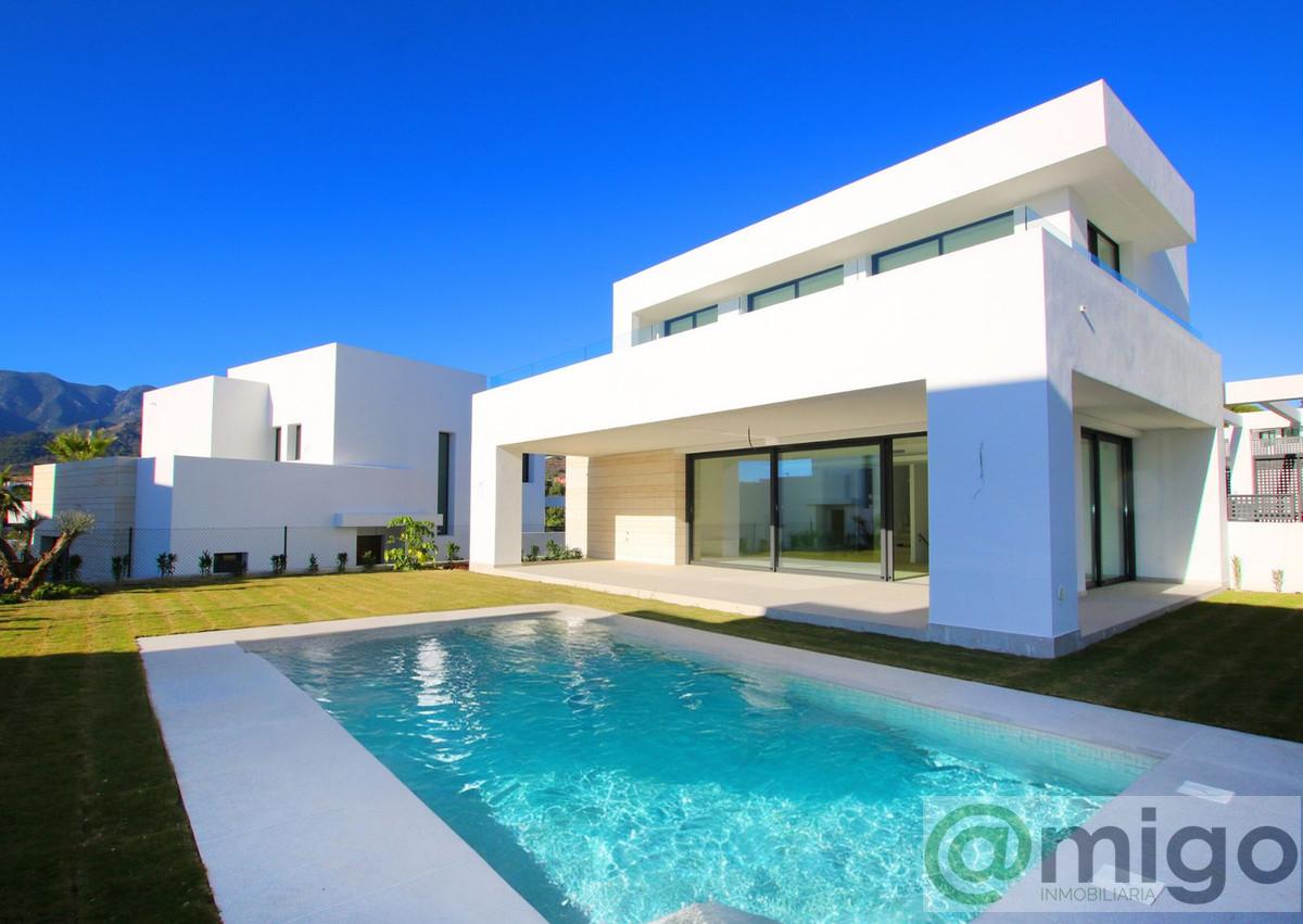 For sale of villa in Marbella