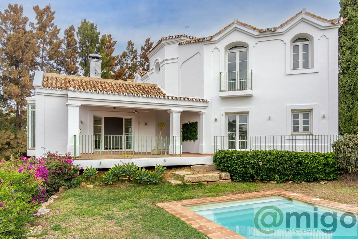 For sale of villa in Marbella