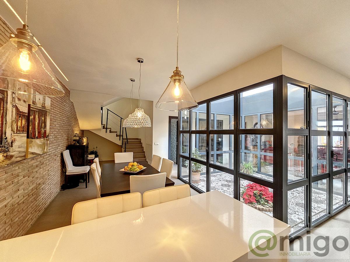 Venta de villa en Estepona