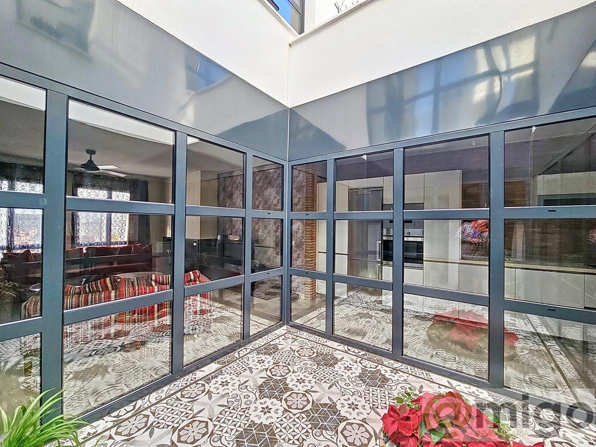 Venta de villa en Estepona