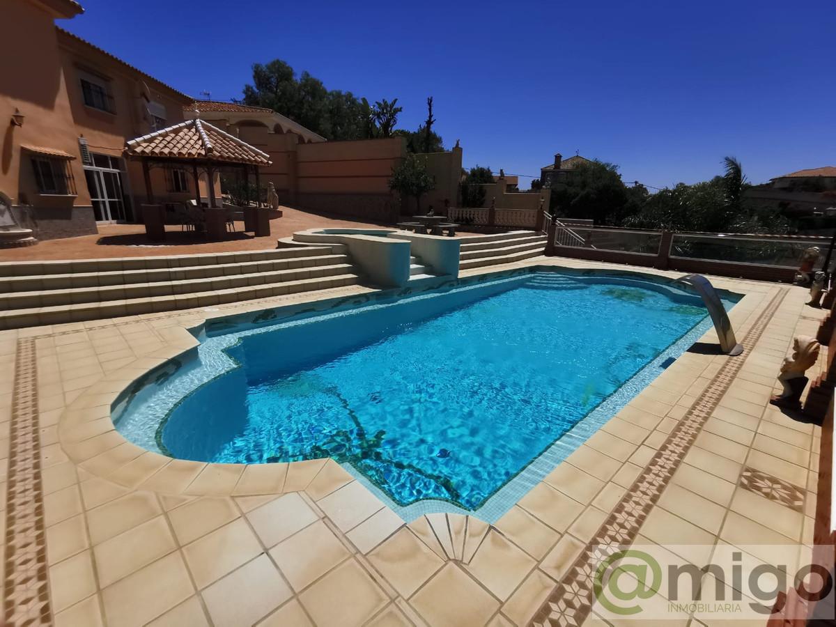 Venta de villa en La Cala de Mijas