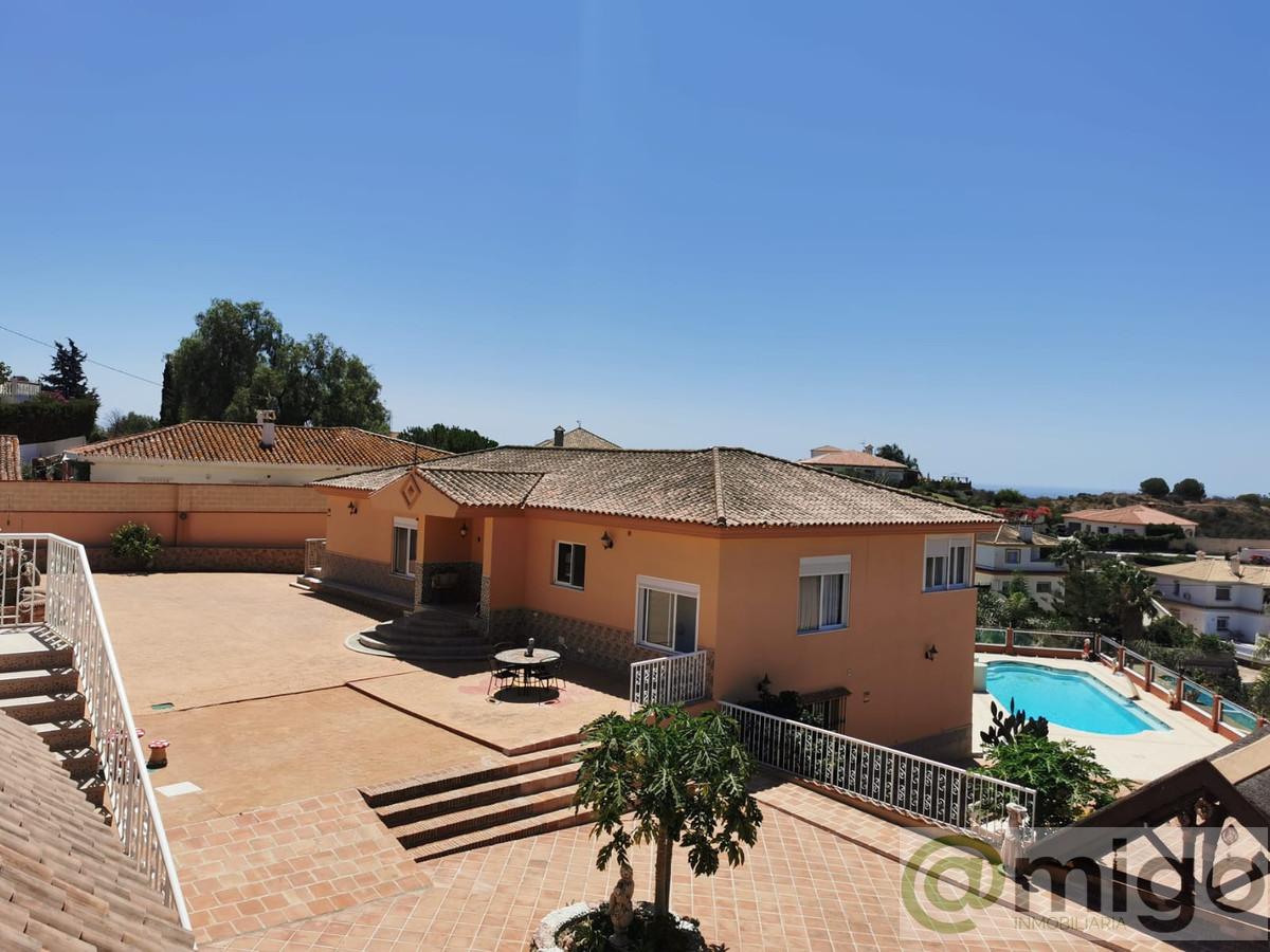 Venta de villa en La Cala de Mijas