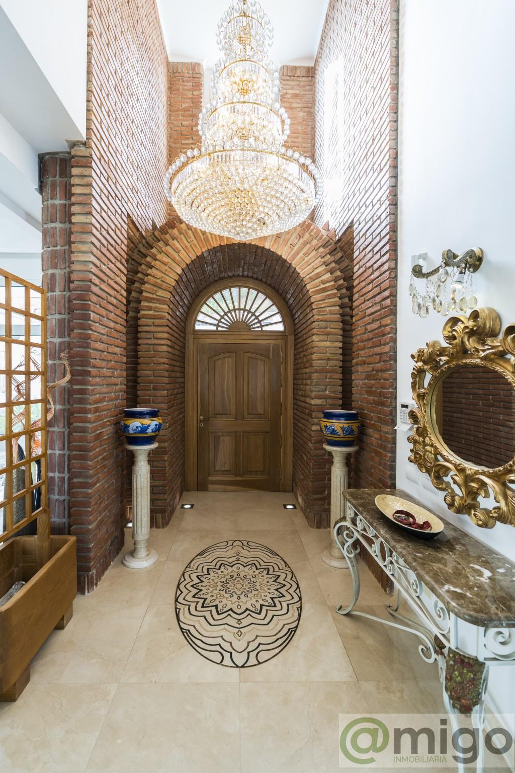 For sale of villa in Marbella