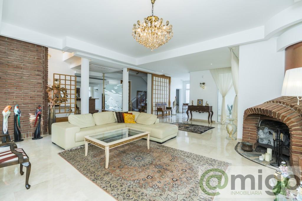 For sale of villa in Marbella