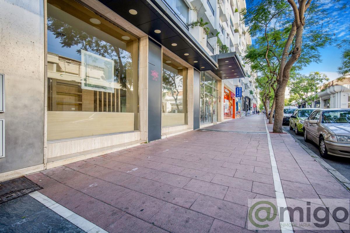 Venta de local en Marbella