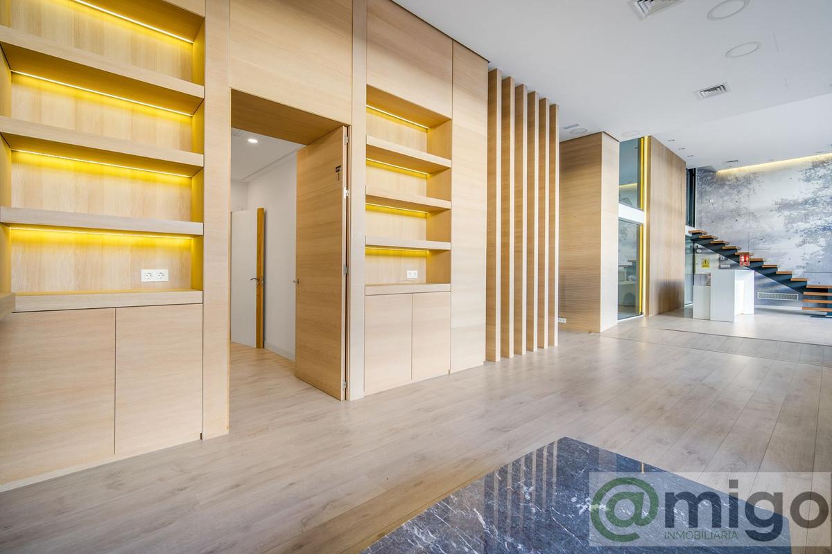 Venta de local en Marbella