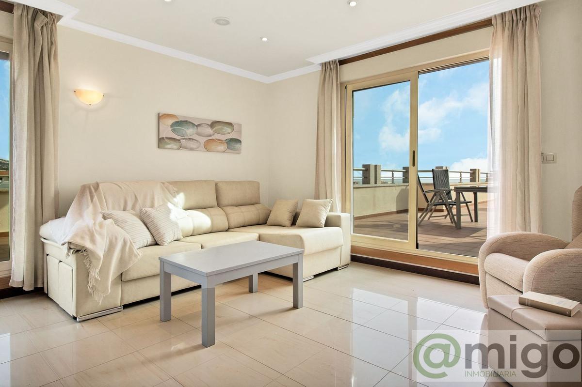 For sale of penthouse in Fuengirola