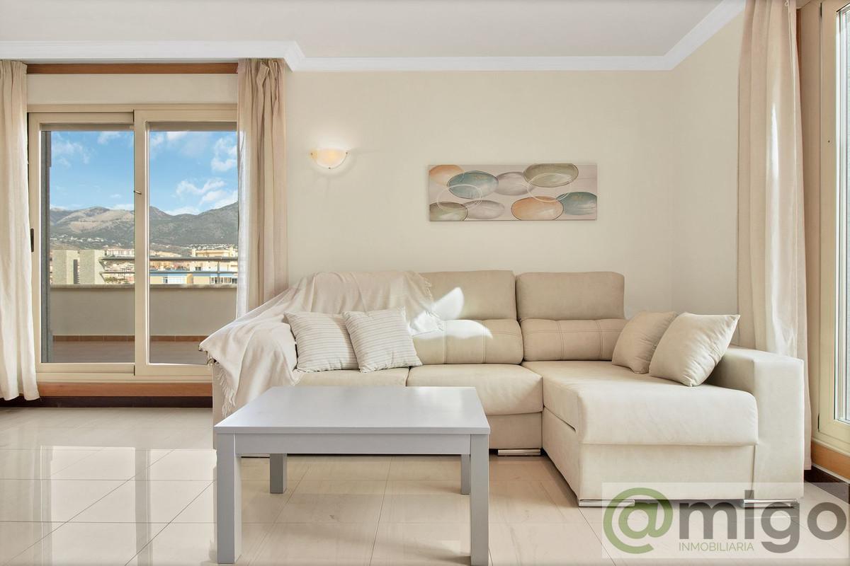 For sale of penthouse in Fuengirola
