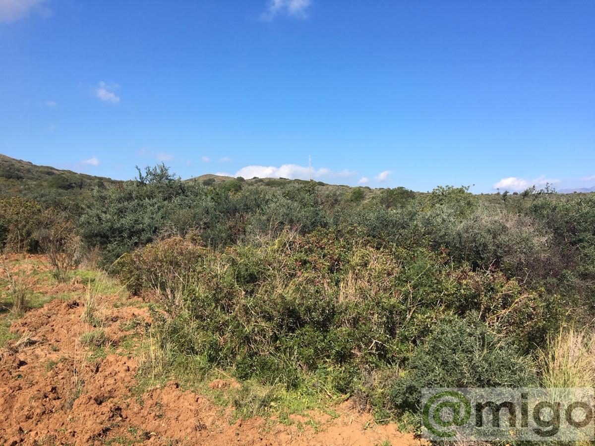 For sale of land in Manilva