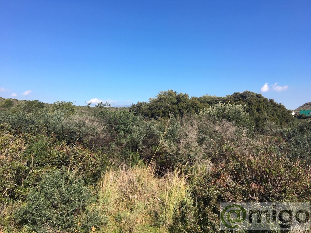 For sale of land in Manilva