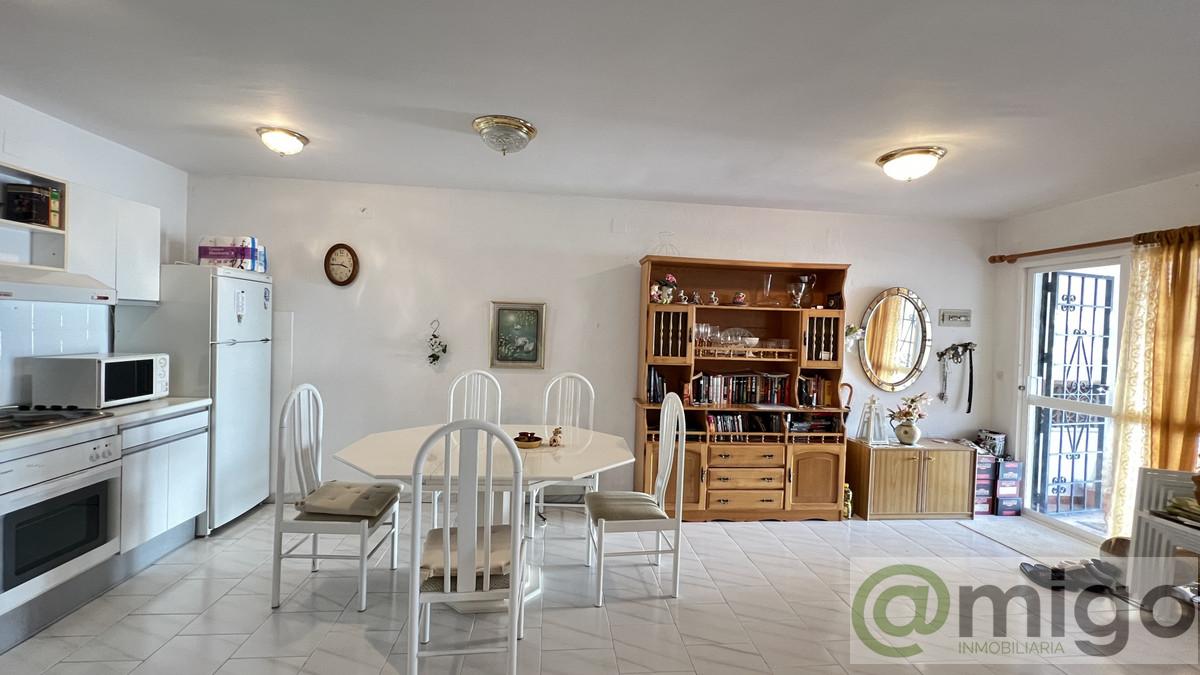 For sale of villa in Manilva