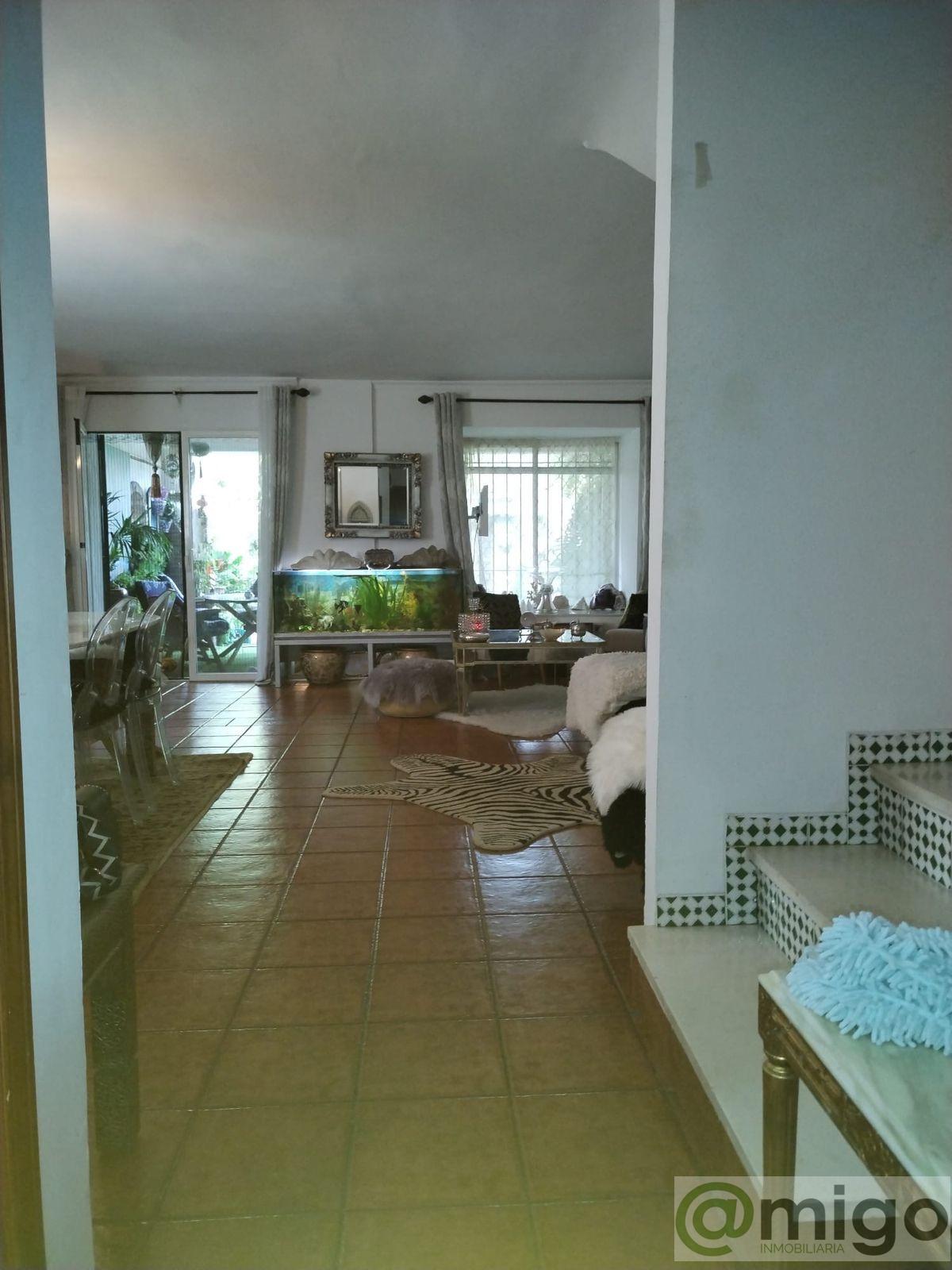 Venta de villa en Atalaya