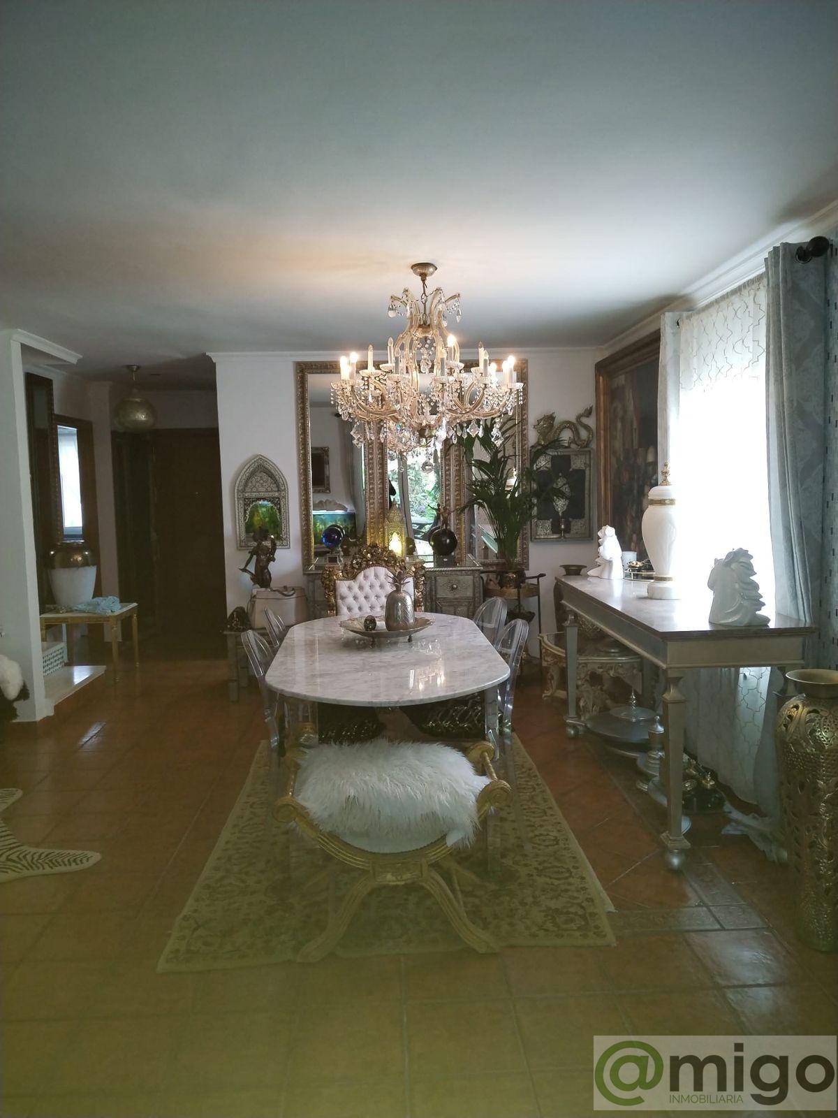 Venta de villa en Atalaya