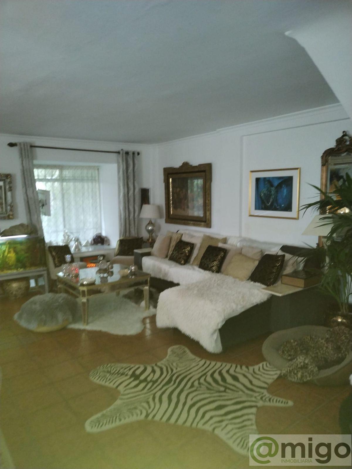 Venta de villa en Atalaya