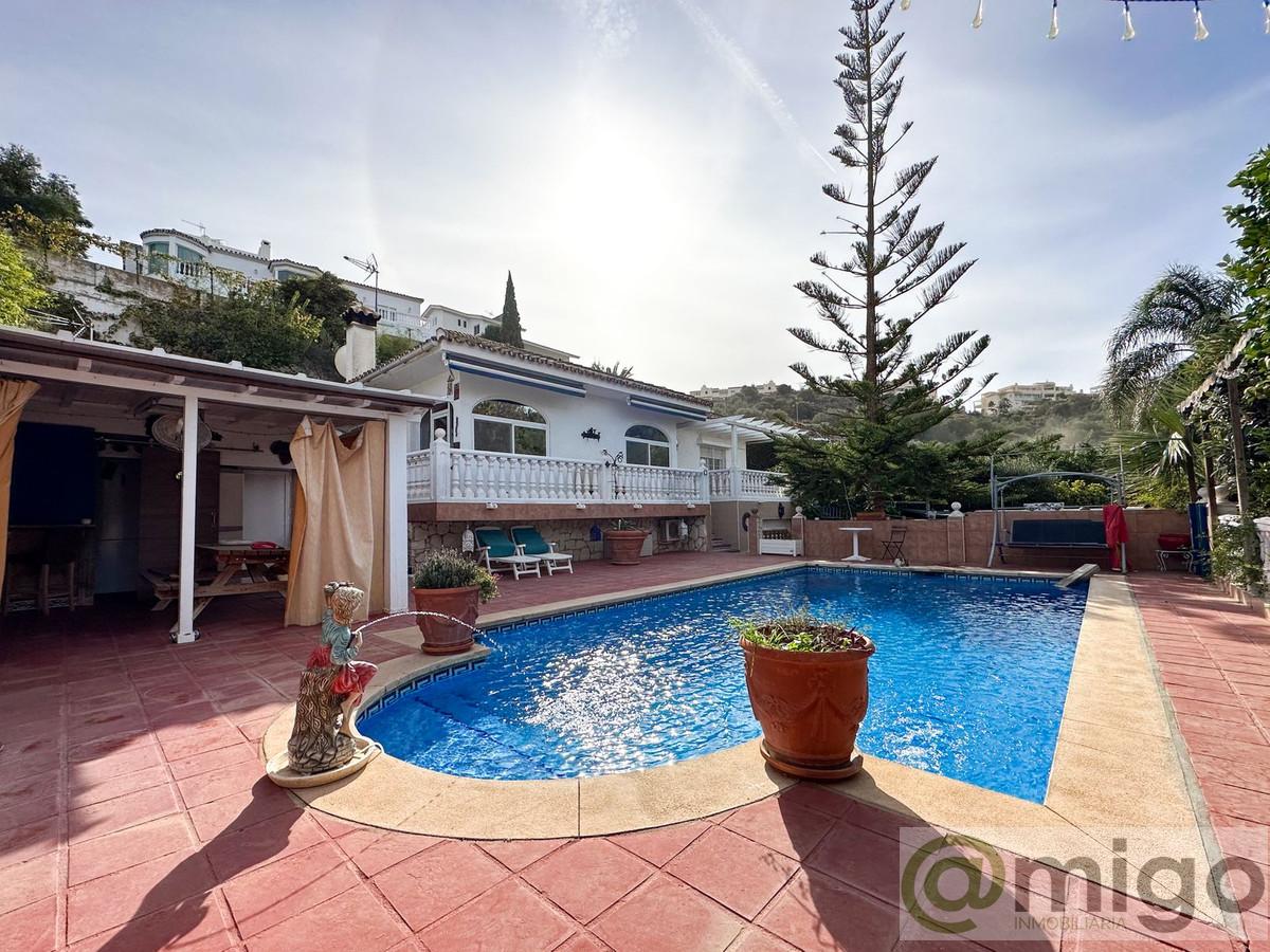 Venta de villa en Cerros del Aguila