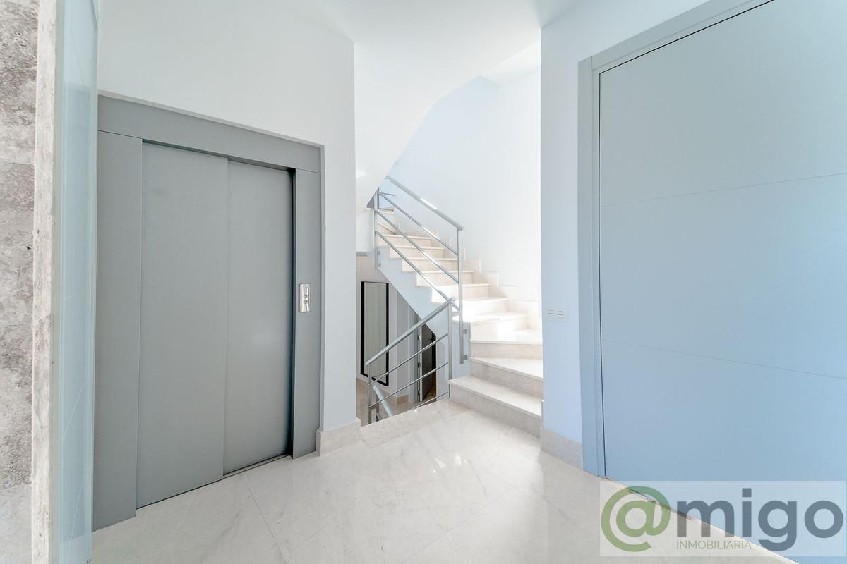 For sale of villa in Marbella