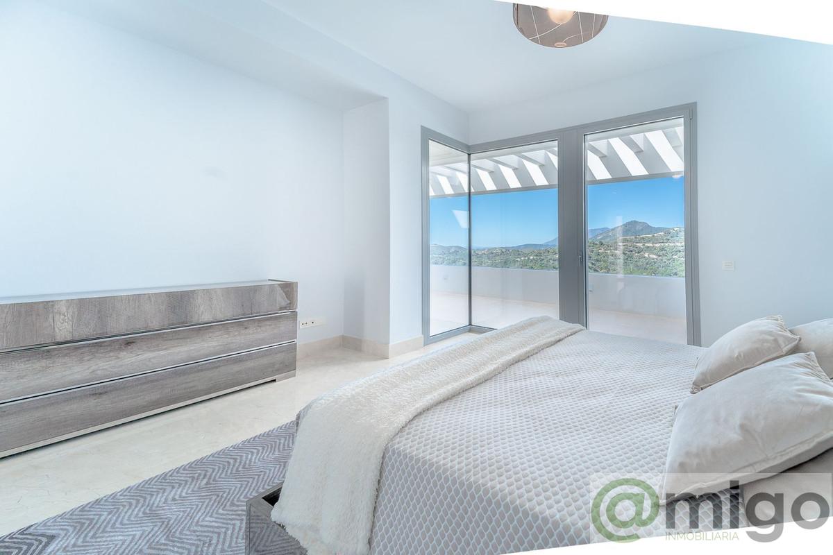 For sale of villa in Marbella