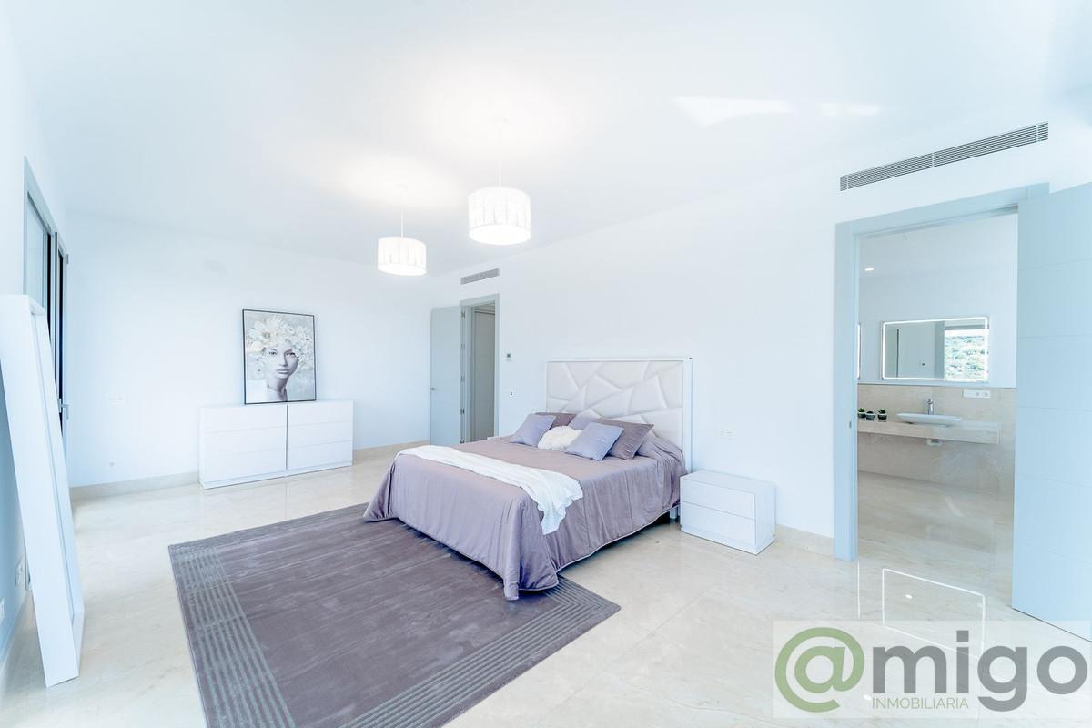 For sale of villa in Marbella