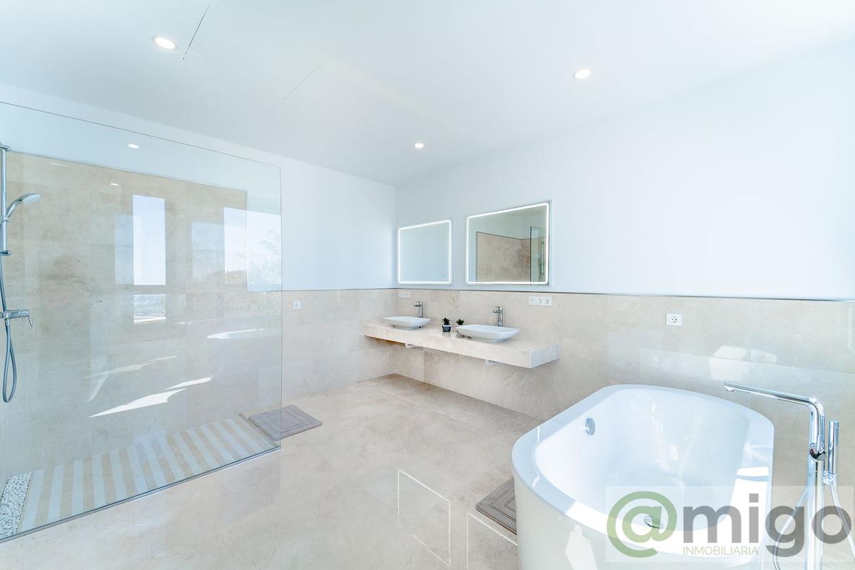 For sale of villa in Marbella