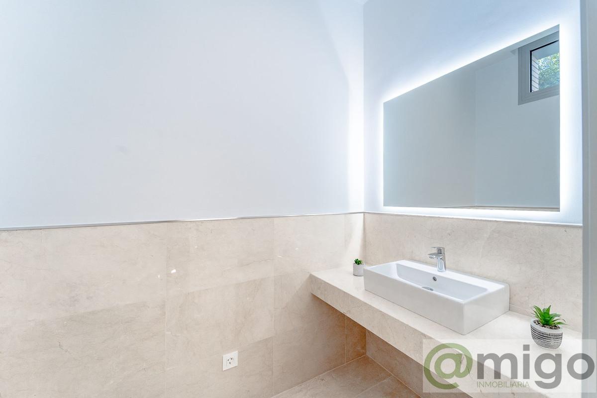 For sale of villa in Marbella