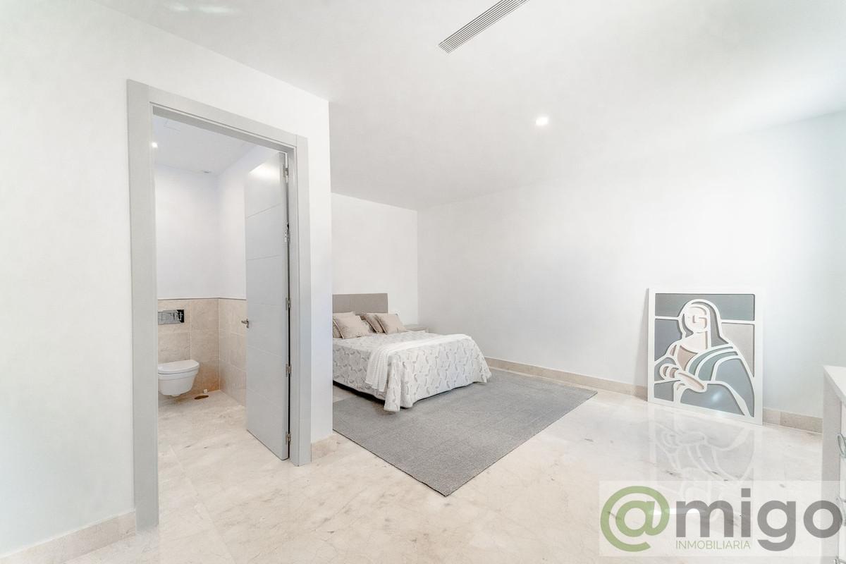 For sale of villa in Marbella